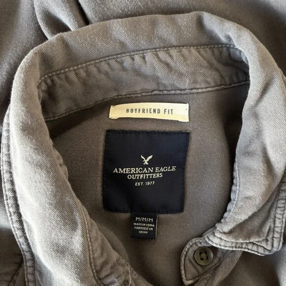 American Eagle  Button Down Top Grunge Soft Grunge 90s Vibe Gray Women's Size M - Picture 3 of 10